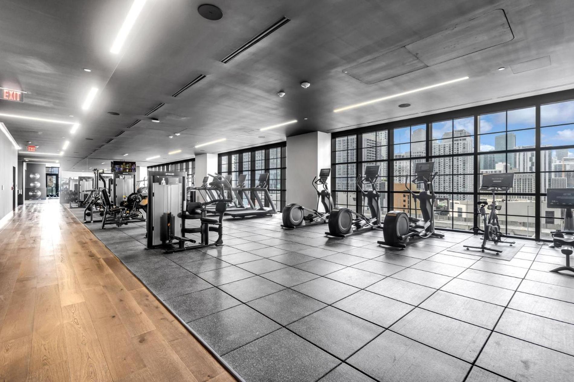 Appartamento Modern 1br With Breathtaking Views Heart Of Downtown *